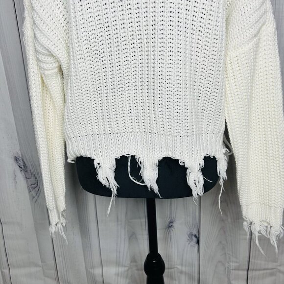 Love Tree Sz Small Cable Knit Crop Slouchy Fit White Sweater Distressed Fringe - Picture 9 of 10